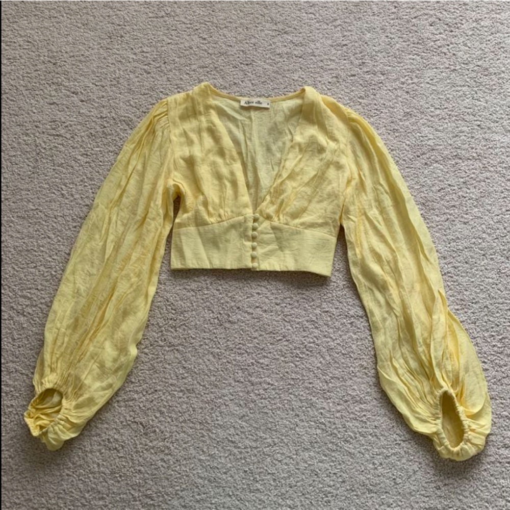 Sundae Muse yellow longsleeve crop top